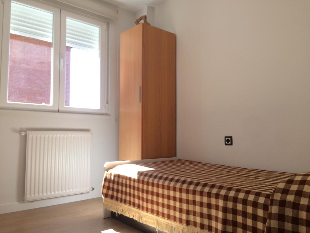 Vut Santa Marta Apartment Santa Marta de Tormes Exterior photo